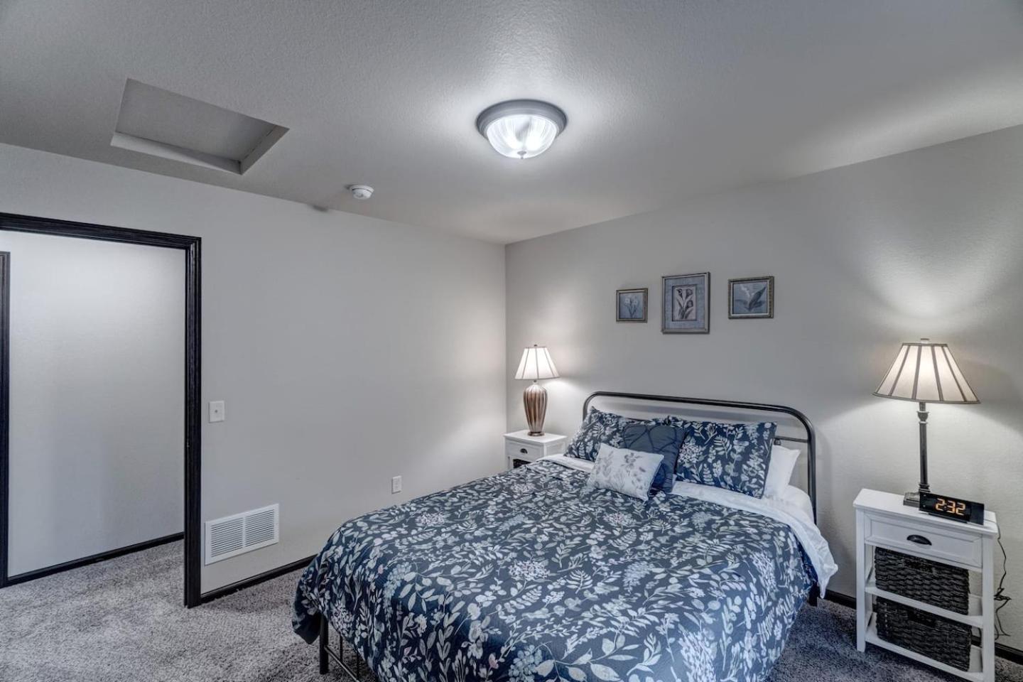 Family Friendly, Locally Owned, Home On A Hill! Rapid City Extérieur photo