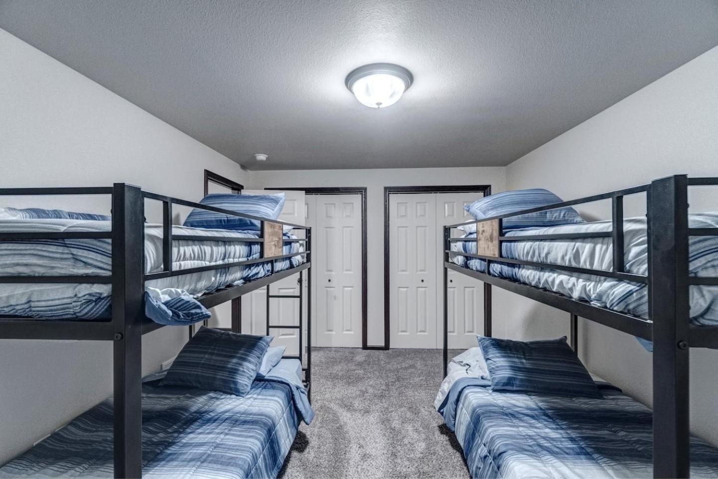 Family Friendly, Locally Owned, Home On A Hill! Rapid City Extérieur photo