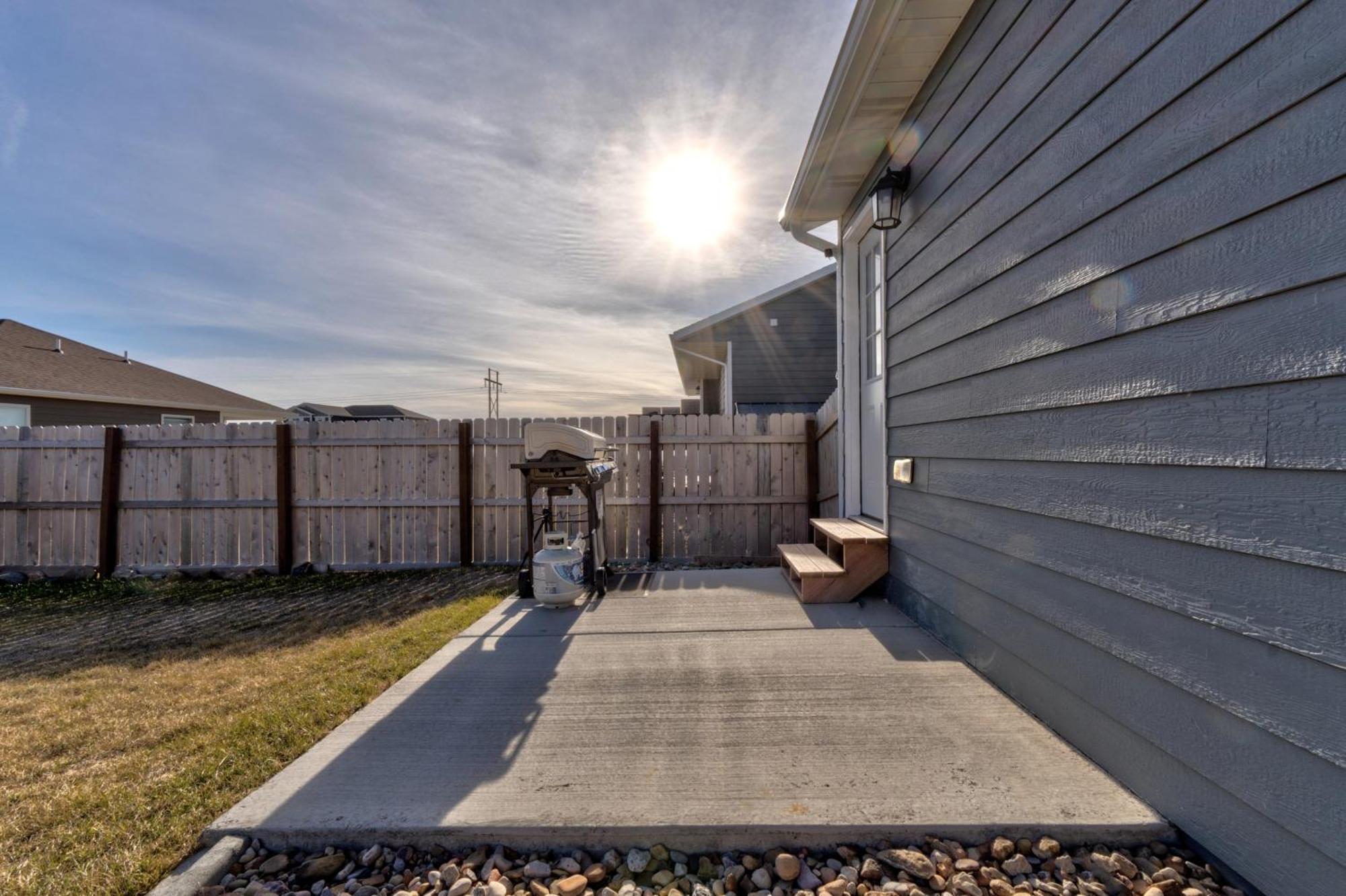 Family Friendly, Locally Owned, Home On A Hill! Rapid City Extérieur photo